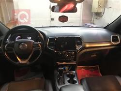 جیپ گراند شیرۆکی